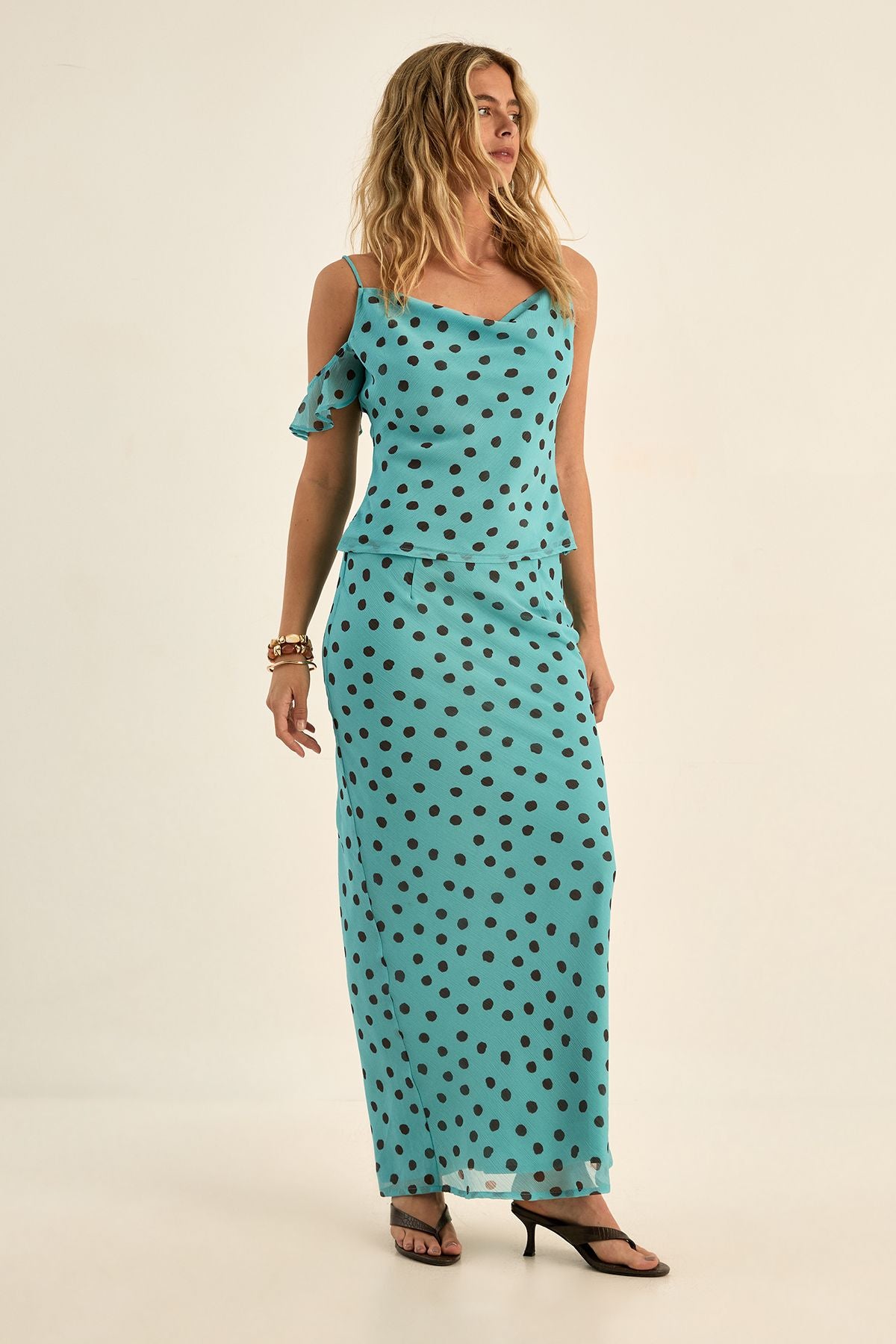 https://mediahub.prettylittlething.com/bgg28577_teal_xl