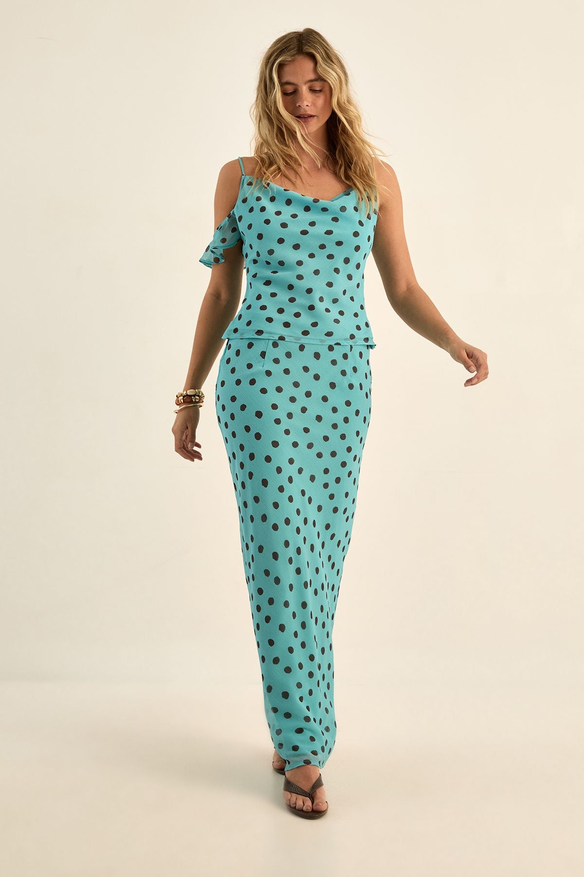 https://mediahub.prettylittlething.com/bgg28577_teal_xl_1