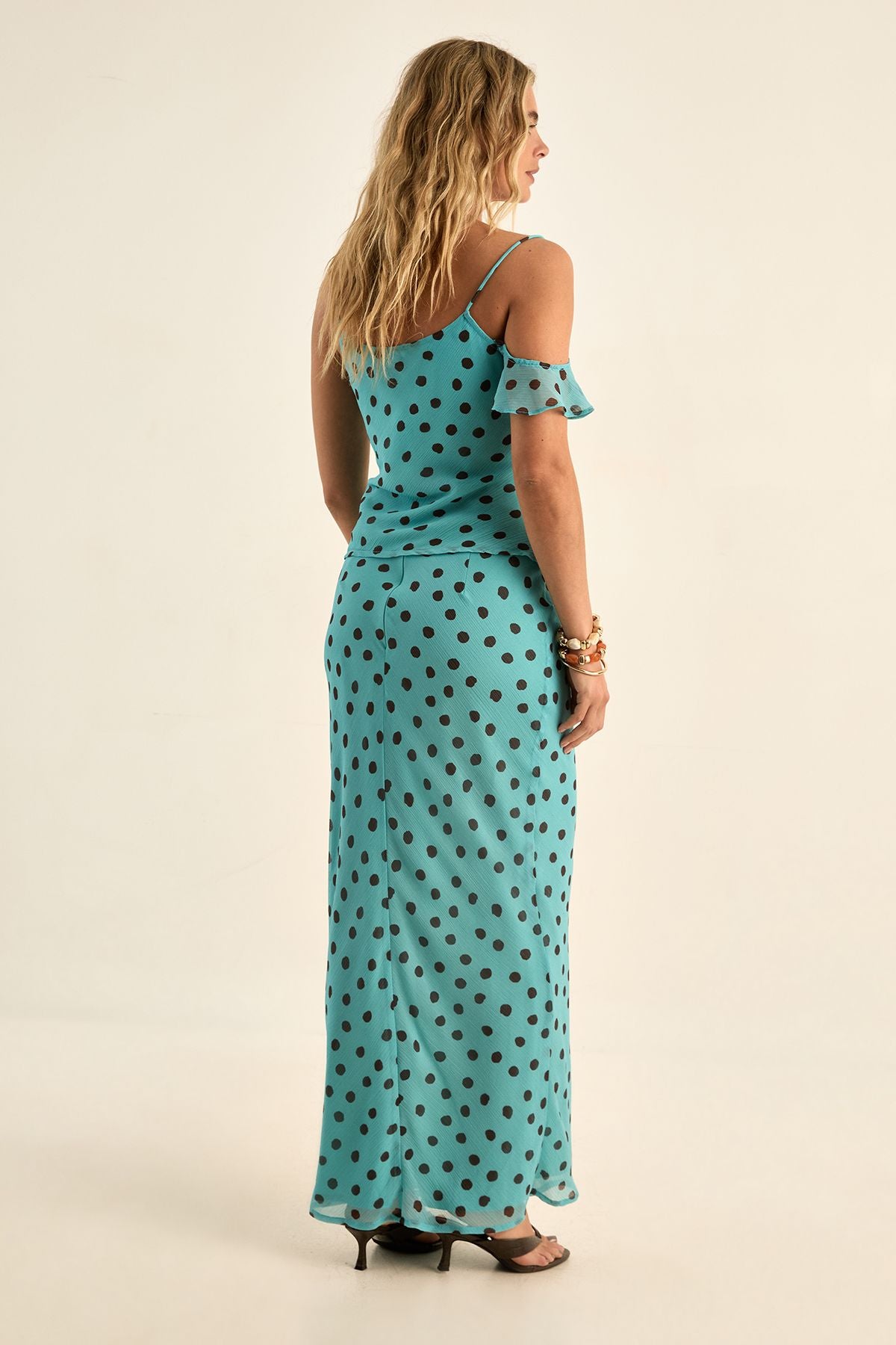 https://mediahub.prettylittlething.com/bgg28577_teal_xl_3