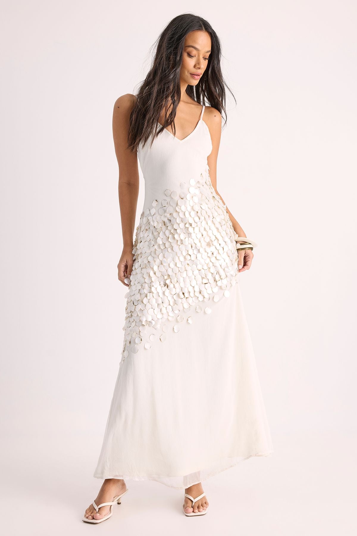 https://mediahub.prettylittlething.com/bgg28581_ivory_xl_3