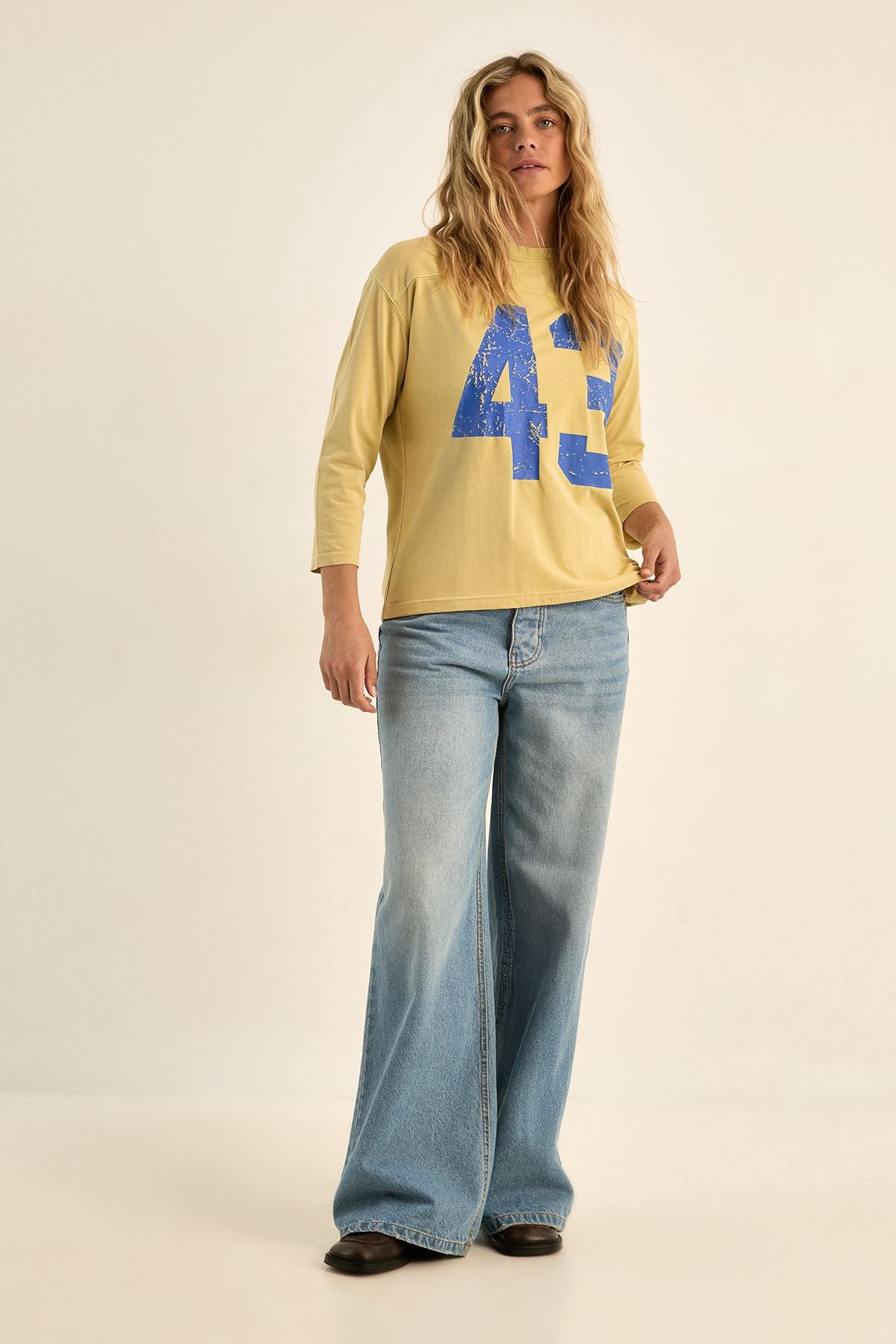 https://mediahub.prettylittlething.com/bgg28590_desert%20yellow_xl_1