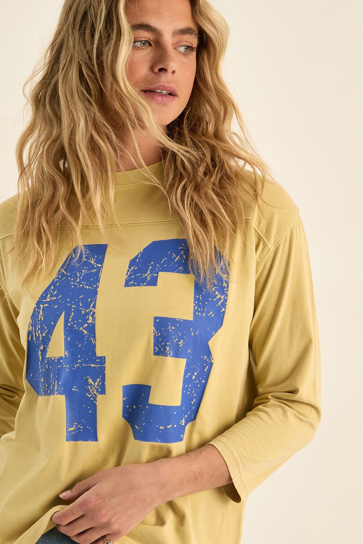 https://mediahub.prettylittlething.com/bgg28590_desert%20yellow_xl_2
