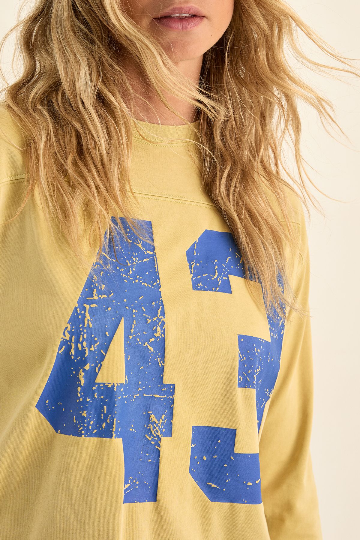 https://mediahub.prettylittlething.com/bgg28590_desert%20yellow_xl_4