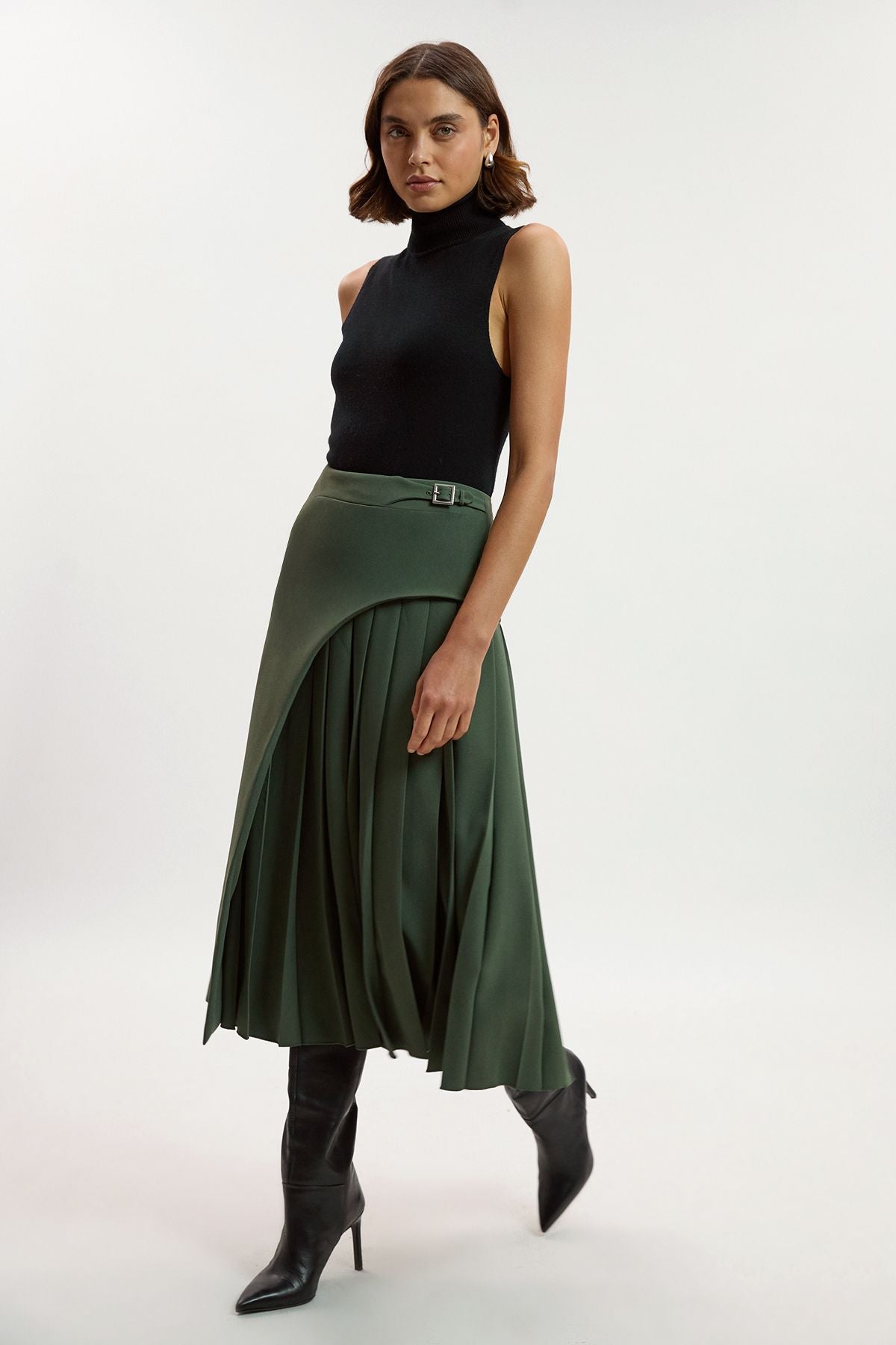https://mediahub.prettylittlething.com/bkk26940_khaki_xl