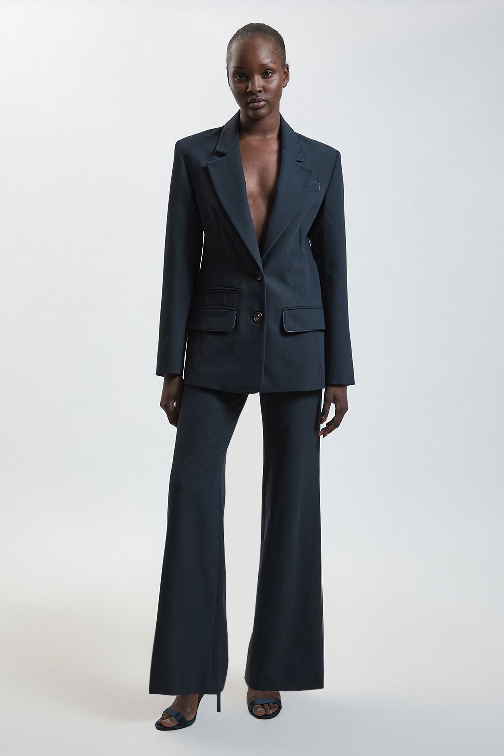 https://mediahub.prettylittlething.com/bkk30367_navy_xl_2