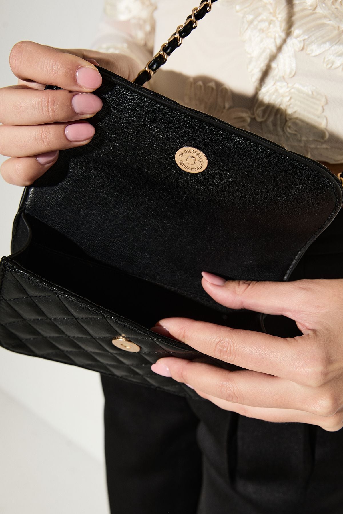 https://mediahub.prettylittlething.com/bpp07157_black_xl_2