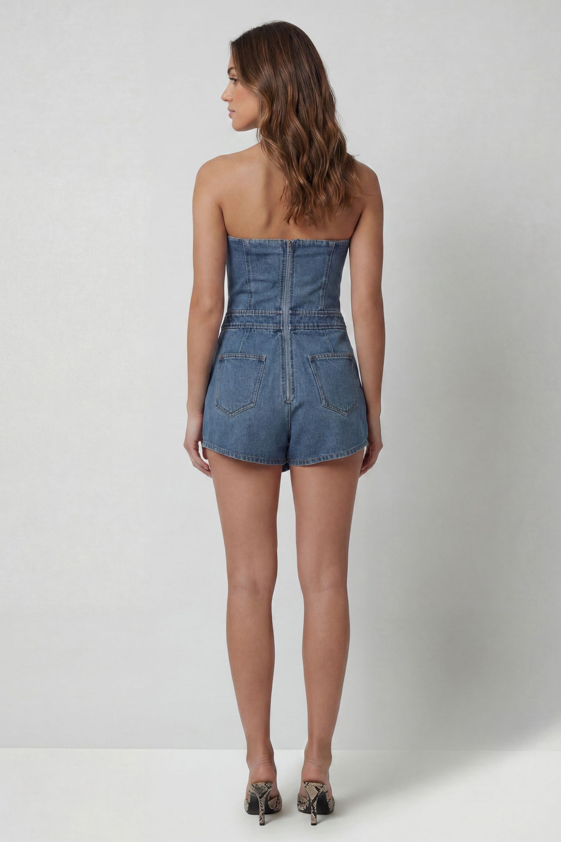 https://mediahub.prettylittlething.com/bpp07255_authentic%20midwash_xl_2