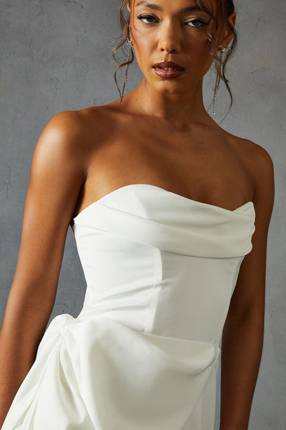 https://mediahub.prettylittlething.com/bpp07465_white_xl_1