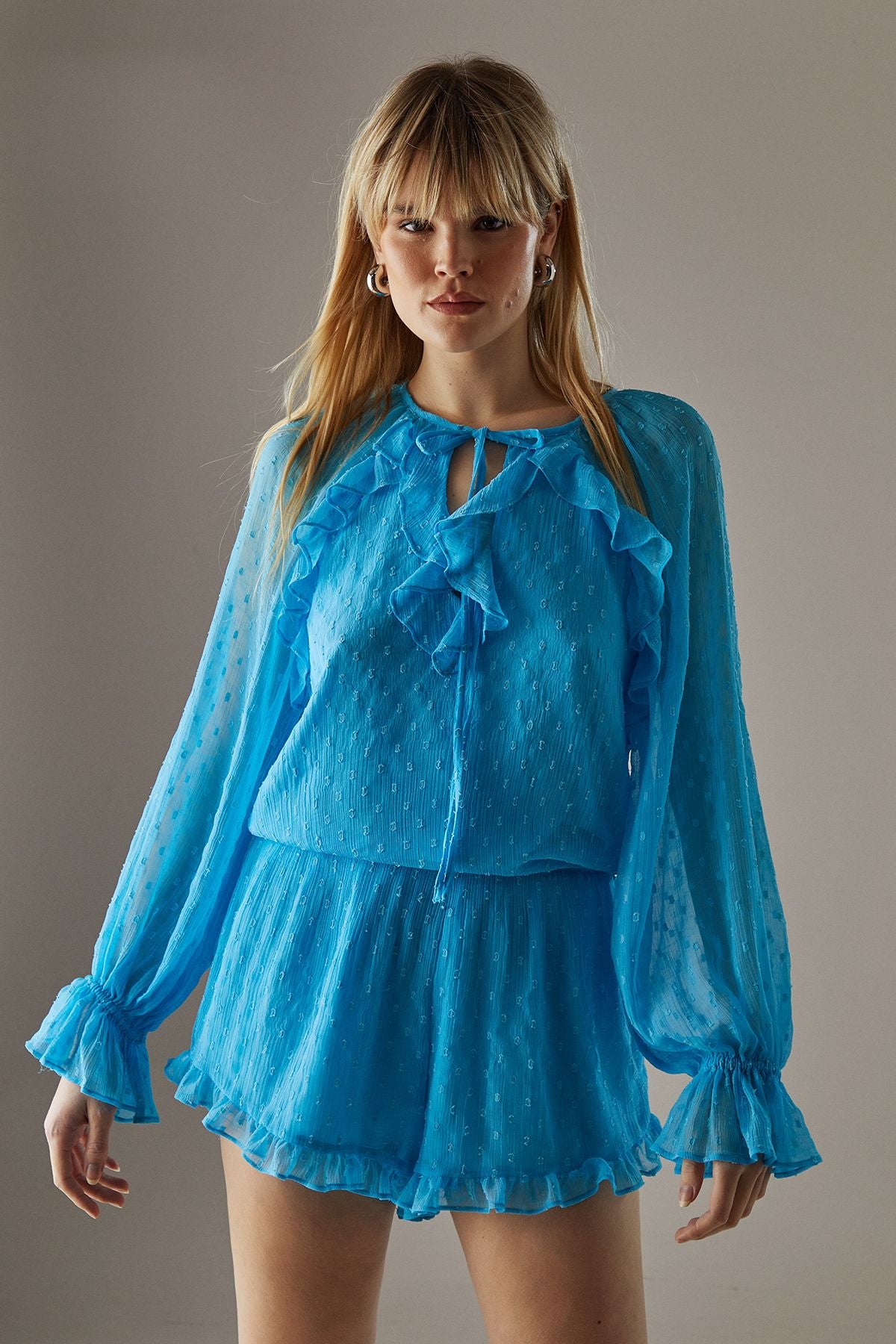 https://mediahub.prettylittlething.com/bww08281_azure_xl