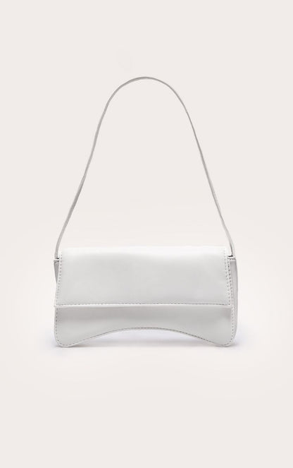 https://mediahub.prettylittlething.com/cmf6176_white_xl