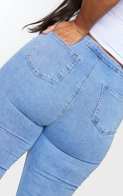 https://mediahub.prettylittlething.com/cml7825_vintage%20wash_xl_3