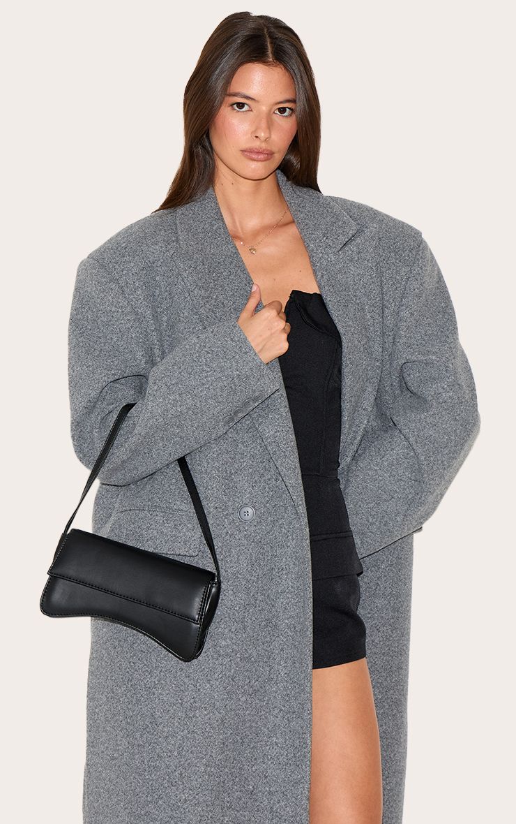 https://mediahub.prettylittlething.com/cmo4899_black_xl_4