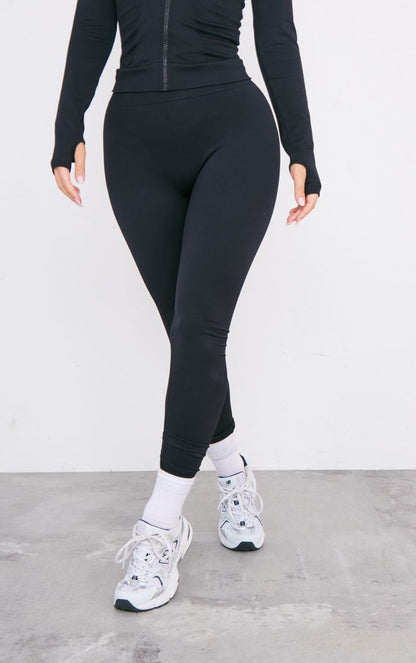 https://mediahub.prettylittlething.com/cmo9427_black_xl_1
