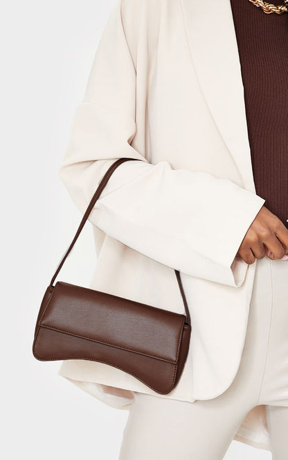 https://mediahub.prettylittlething.com/cmp3666_chocolate_xl_3
