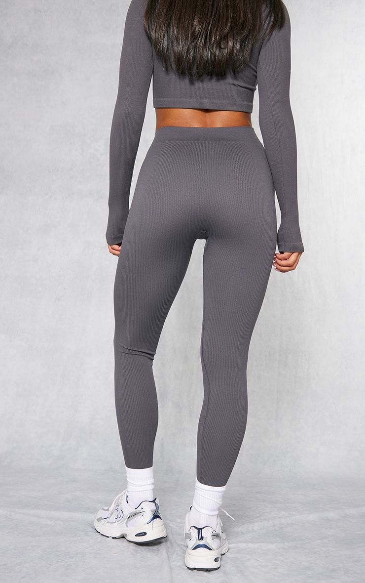 https://mediahub.prettylittlething.com/cmt5044_charcoal%20grey_xl_2