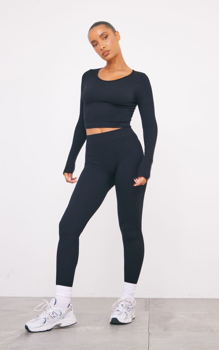 https://mediahub.prettylittlething.com/cmv3165_black_xl_2