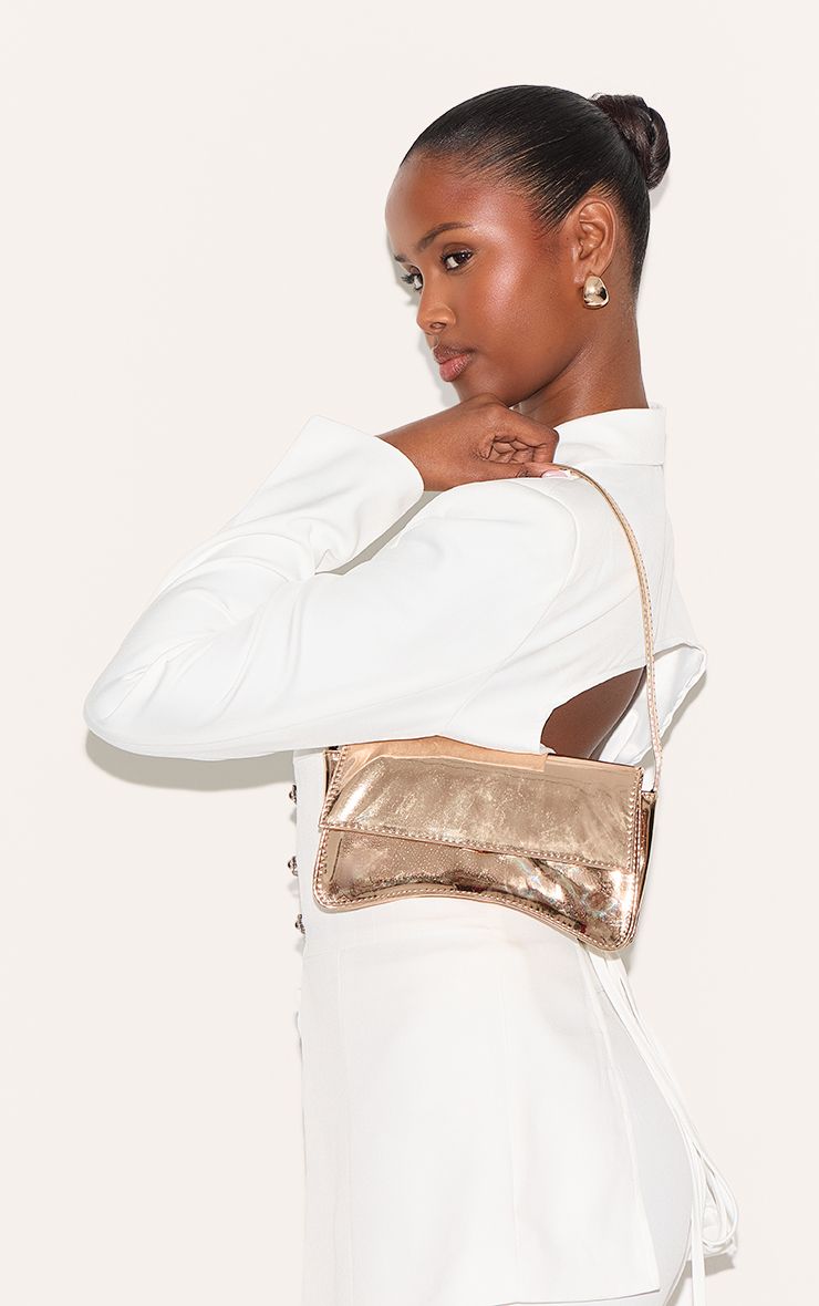 https://mediahub.prettylittlething.com/cna8240_gold_xl_4