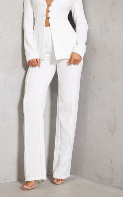 https://mediahub.prettylittlething.com/cnb2292_white_xl_1