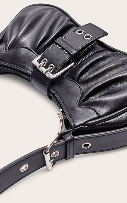 https://mediahub.prettylittlething.com/cnc1890_black_xl_3