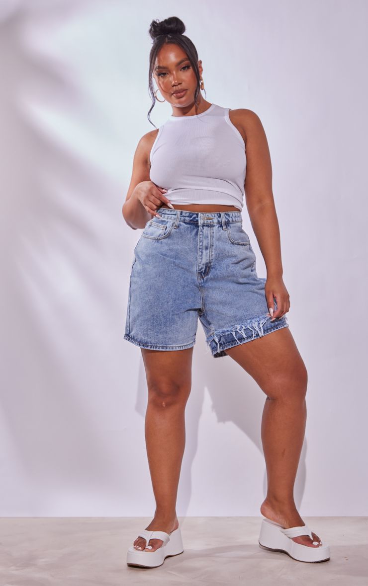https://mediahub.prettylittlething.com/cnc9619_light%20blue%20wash_xl