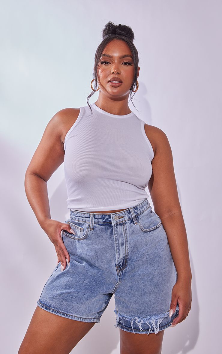 https://mediahub.prettylittlething.com/cnc9619_light%20blue%20wash_xl_3