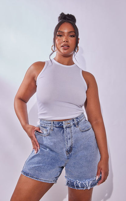https://mediahub.prettylittlething.com/cnc9619_light%20blue%20wash_xl_3