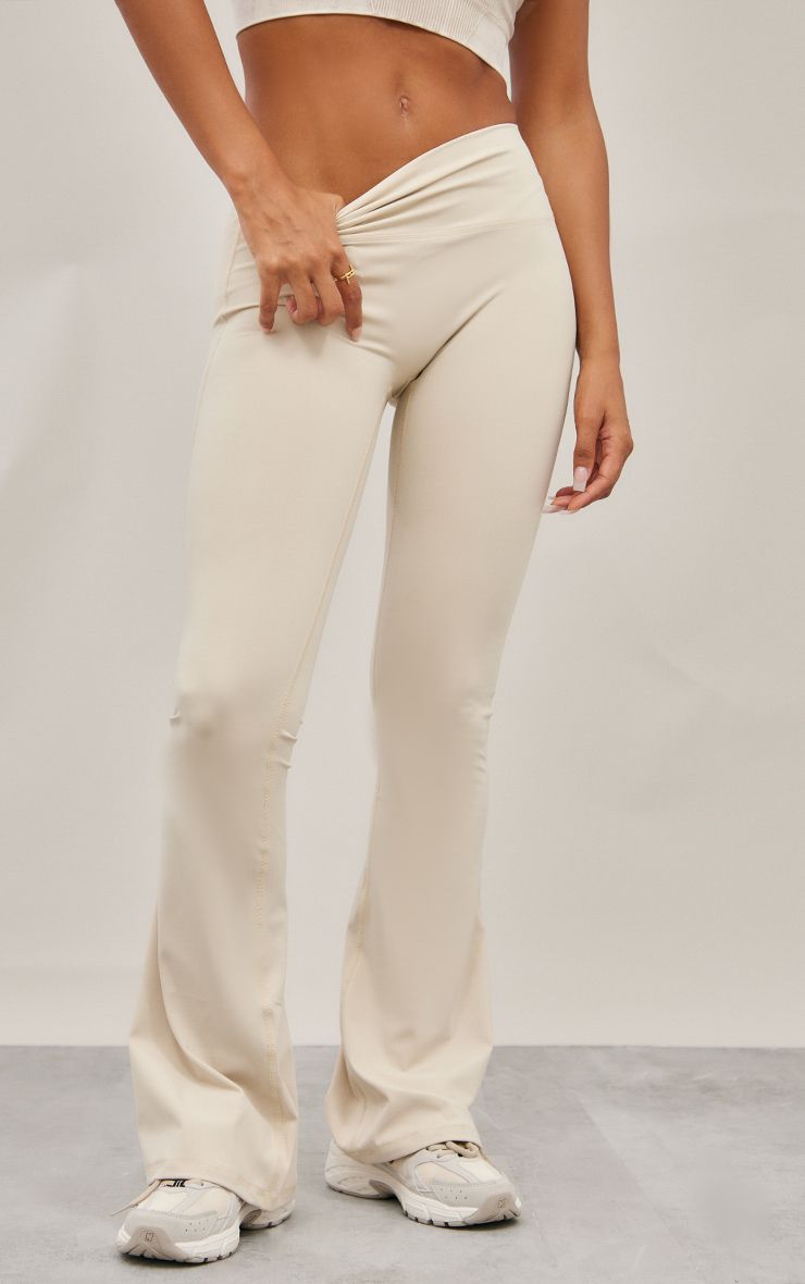 https://mediahub.prettylittlething.com/cnf1037_sand_xl_1