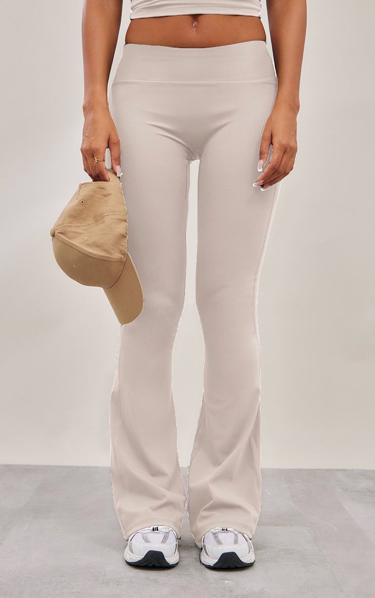 https://mediahub.prettylittlething.com/cnf1037_sand_xl