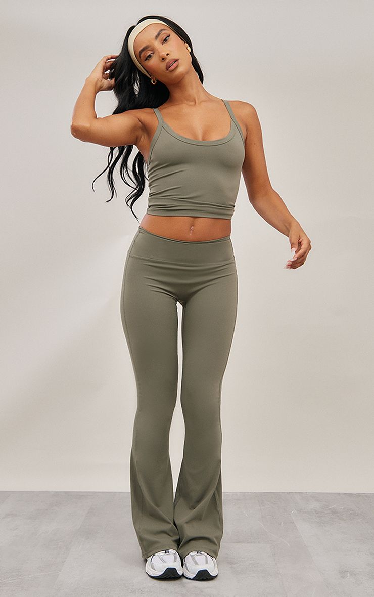 https://mediahub.prettylittlething.com/cnf1038_olive_xl_1