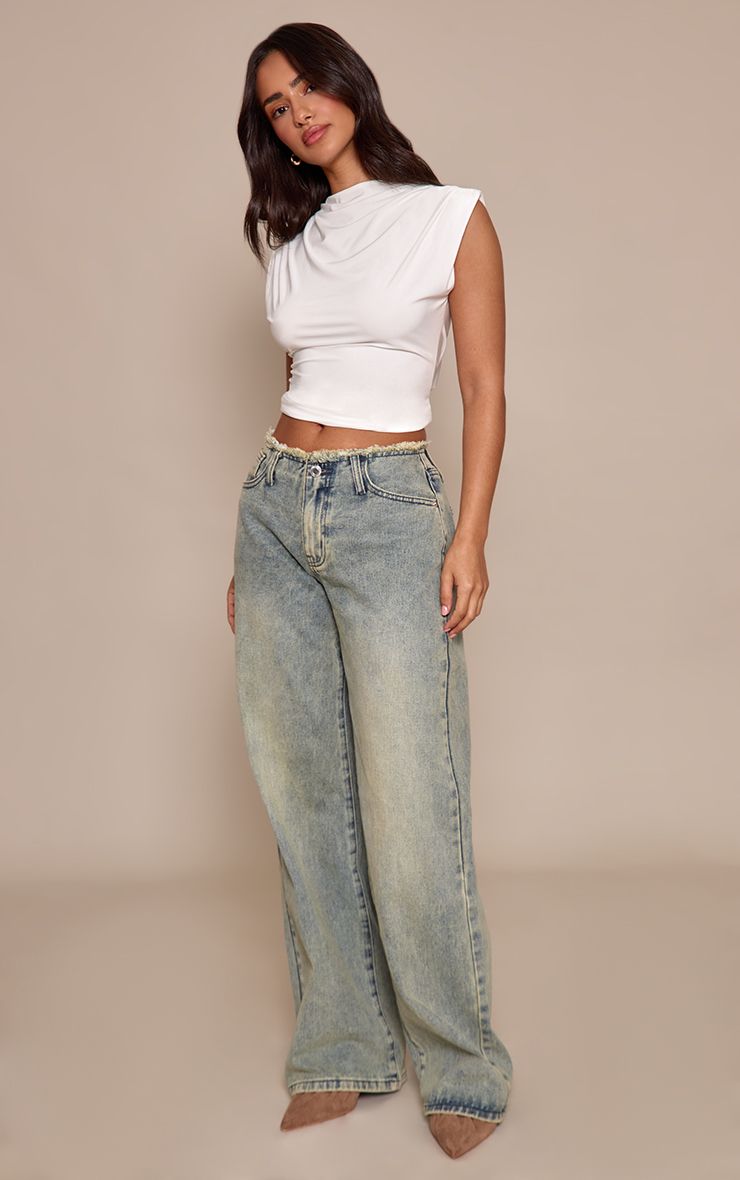 https://mediahub.prettylittlething.com/cnf3882_vintage%20wash_xl_1