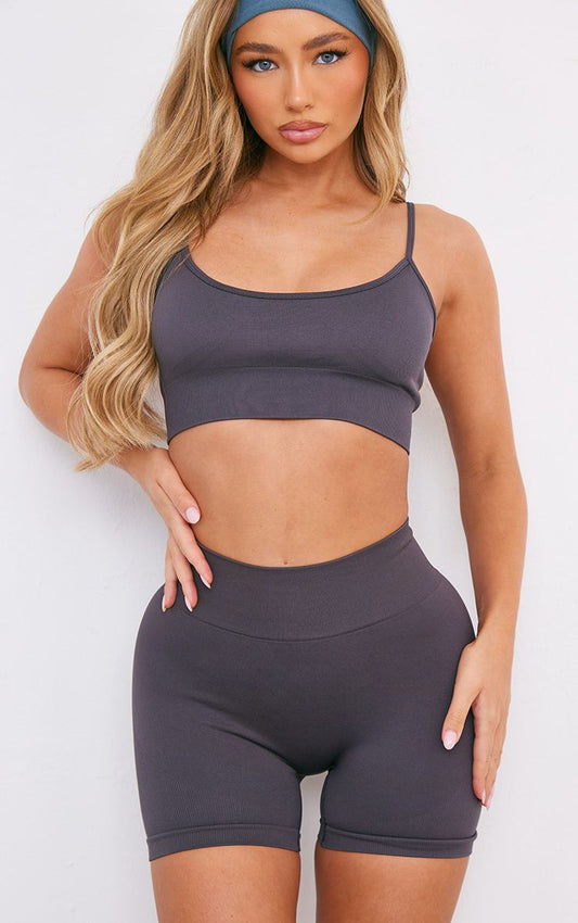 https://mediahub.prettylittlething.com/cnf7359_charcoal_xl