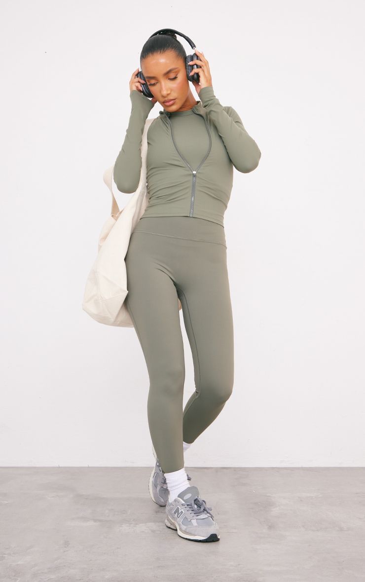 https://mediahub.prettylittlething.com/cnf7385_olive_xl_2