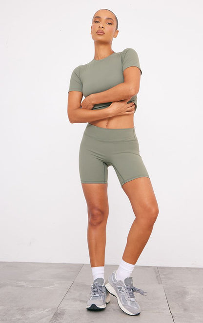 https://mediahub.prettylittlething.com/cnf7391_olive_xl_2