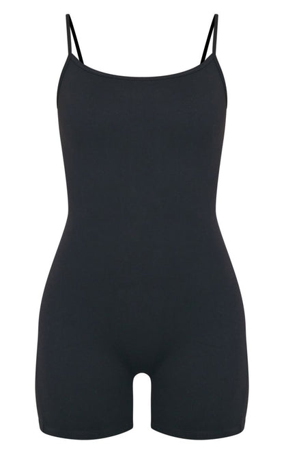 https://mediahub.prettylittlething.com/cng0279_black_xl_4