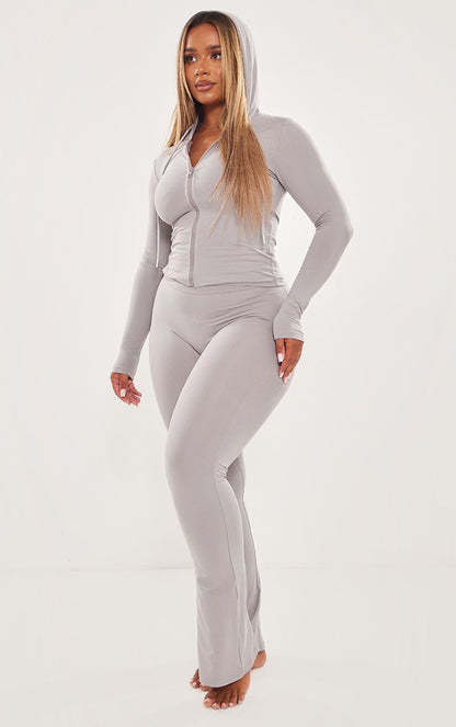 https://mediahub.prettylittlething.com/cng0592_grey_xl_2