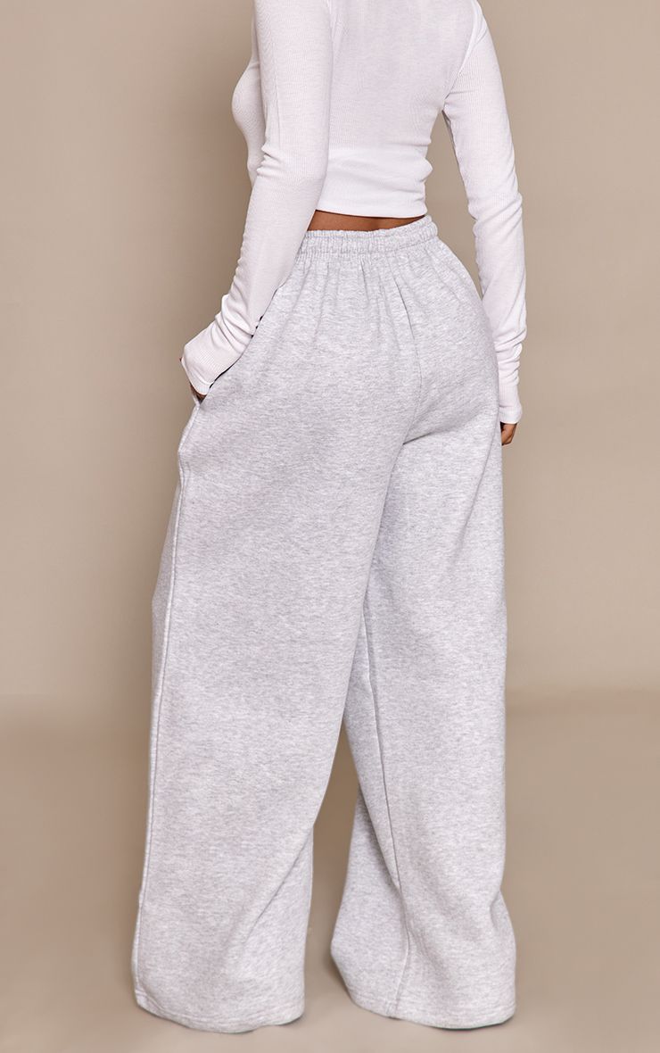 https://mediahub.prettylittlething.com/cng1145_ash%20grey_xl_2