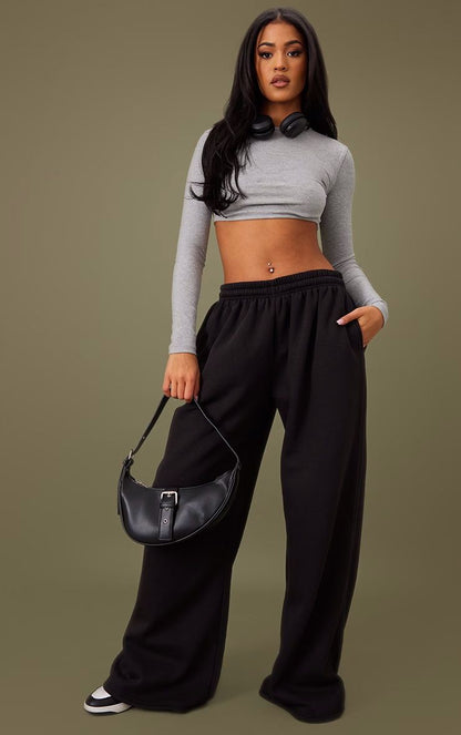 https://mediahub.prettylittlething.com/cng1240_black_xl