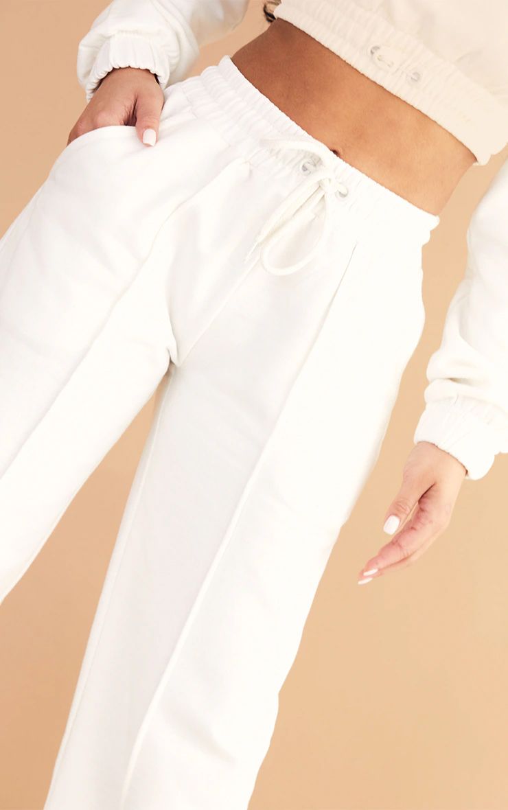 https://mediahub.prettylittlething.com/cng1314_cream_xl_3