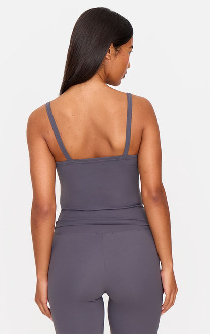 https://mediahub.prettylittlething.com/cng4256_charcoal_xl_1