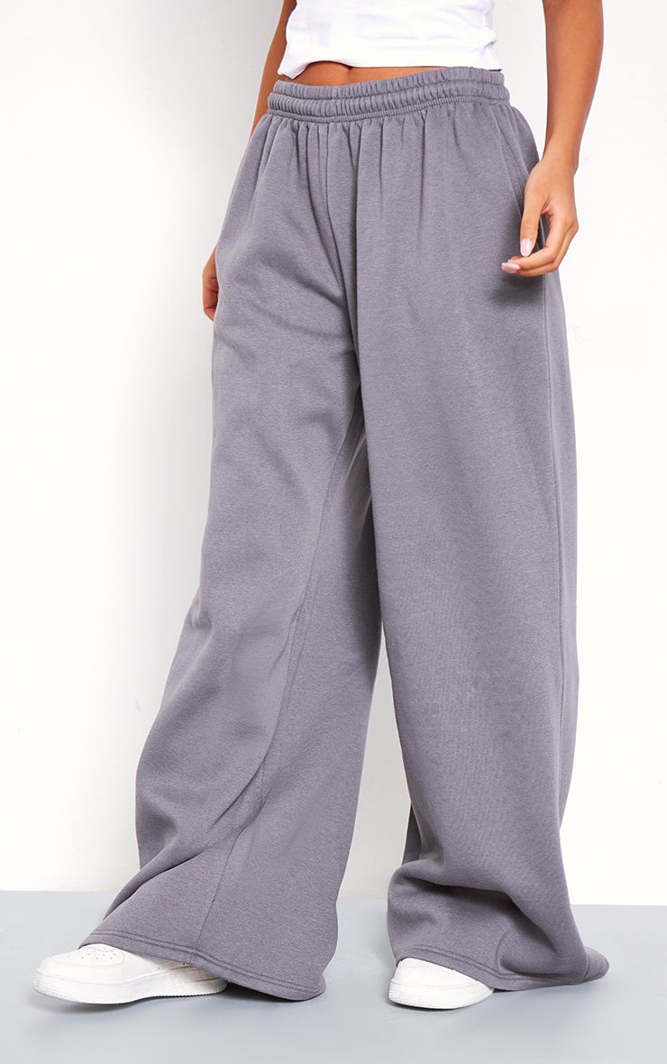 https://mediahub.prettylittlething.com/cng9067_charcoal_xl_1