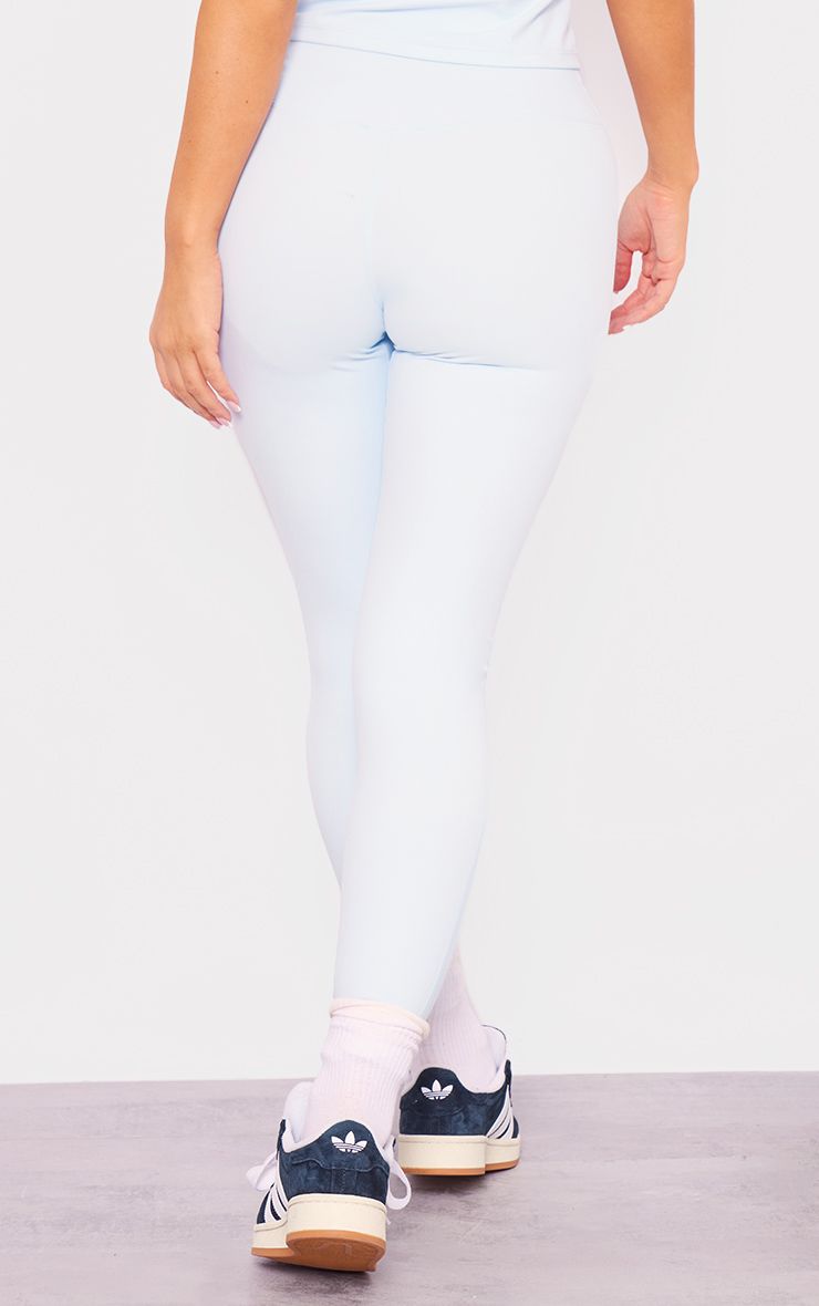 https://mediahub.prettylittlething.com/cnh5219_light%20blue_xl_2