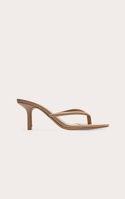 https://mediahub.prettylittlething.com/cnh7031_camel_xl