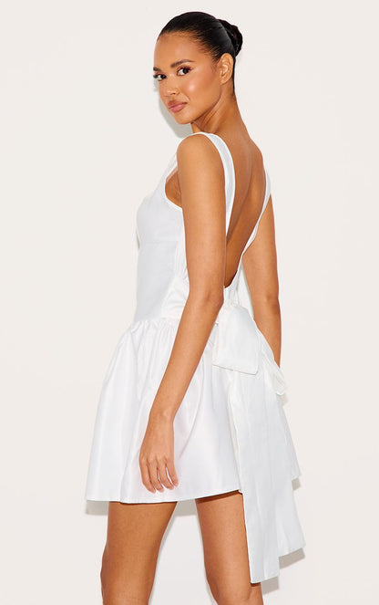 https://mediahub.prettylittlething.com/cnh9443_white_xl_1