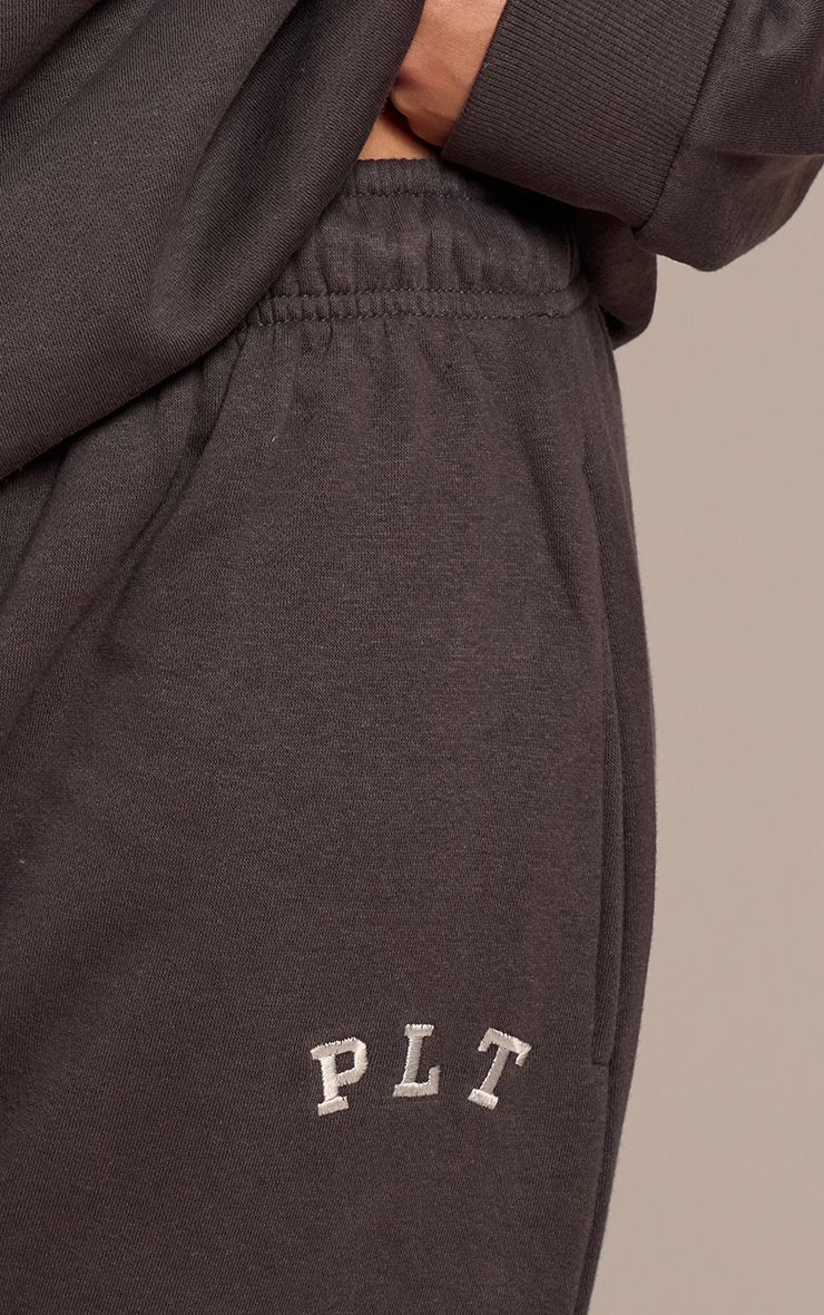 https://mediahub.prettylittlething.com/cni1459_charcoal_xl_3