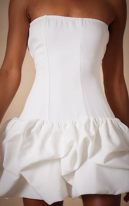 https://mediahub.prettylittlething.com/cni2693_white_xl_3