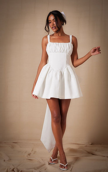 https://mediahub.prettylittlething.com/cni2708_white_xl_2