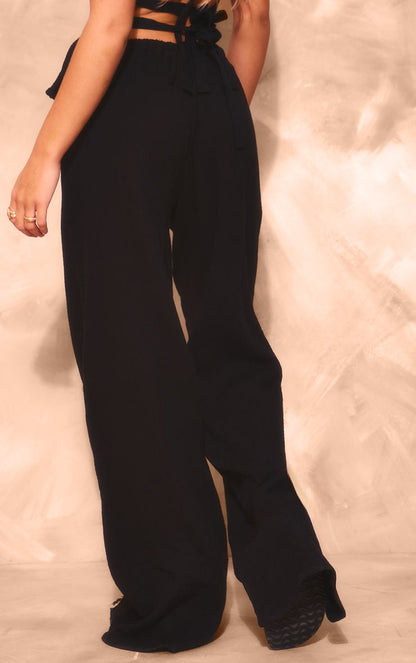 https://mediahub.prettylittlething.com/cnj0636_black_xl_2