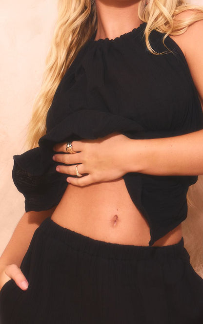 https://mediahub.prettylittlething.com/cnj0638_black_xl_3