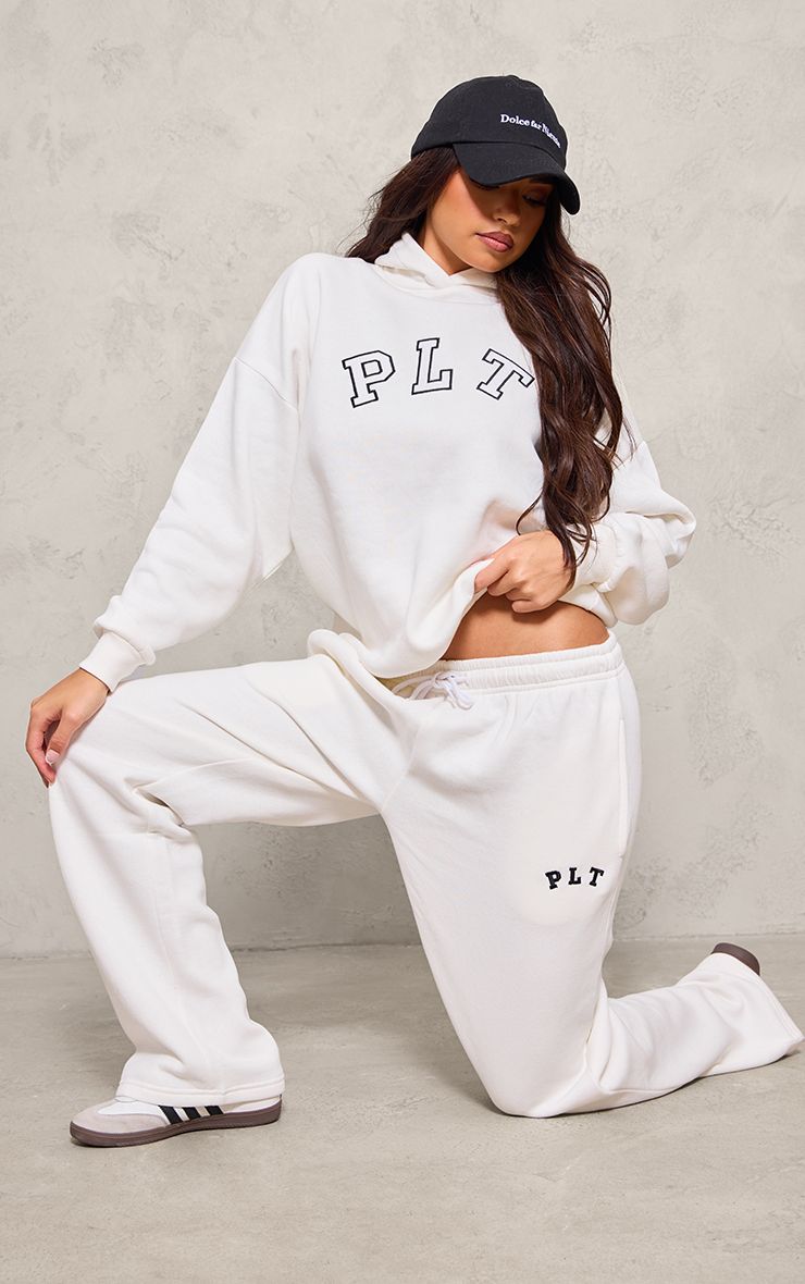 https://mediahub.prettylittlething.com/cnj5146_cream_xl_2