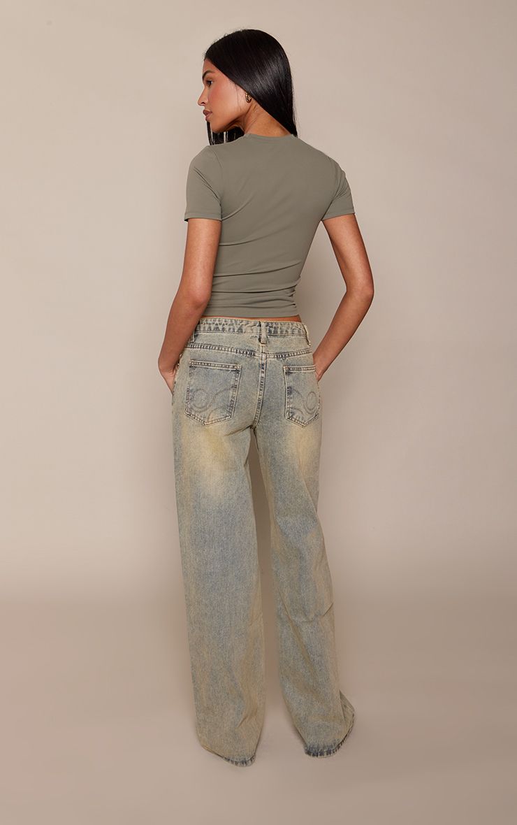 https://mediahub.prettylittlething.com/cnj5940_vintage%20light%20wash_xl_2
